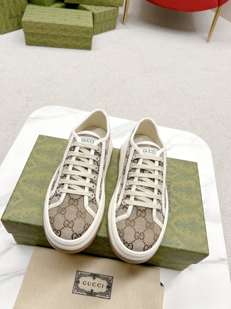 Gucci Casual Shoes